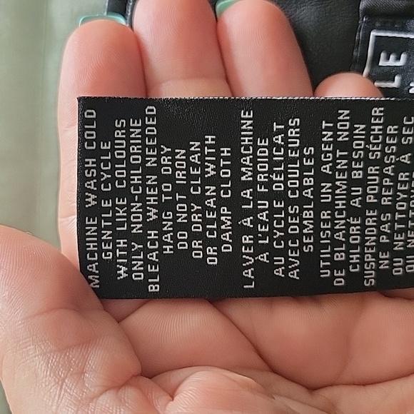 BAGATELLE COLLECTION BLACK FAUX LEATHER SKIRT WITH FRONT POCKETS TIE WAIST MED - Picture 13 of 16